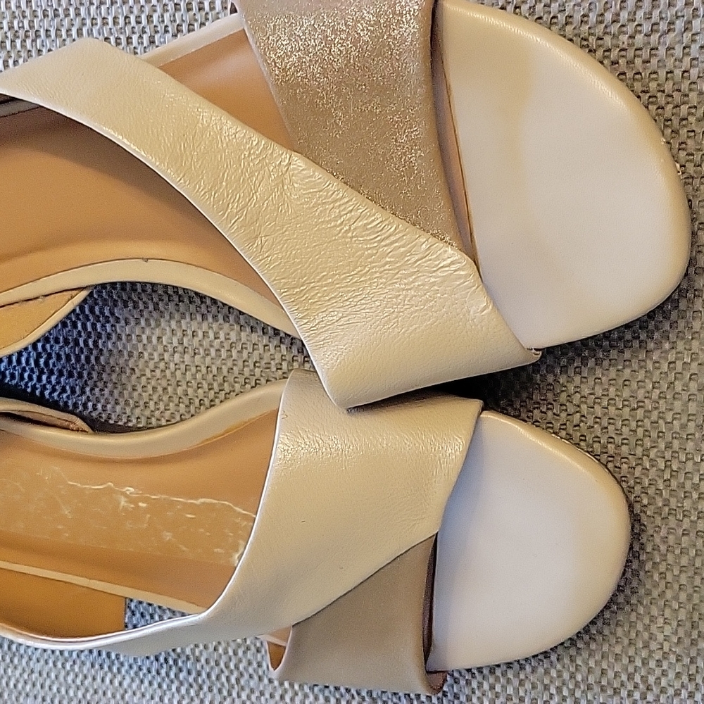 NATURALIZER SANDAL SIZE 10 - Picture 4 of 8
